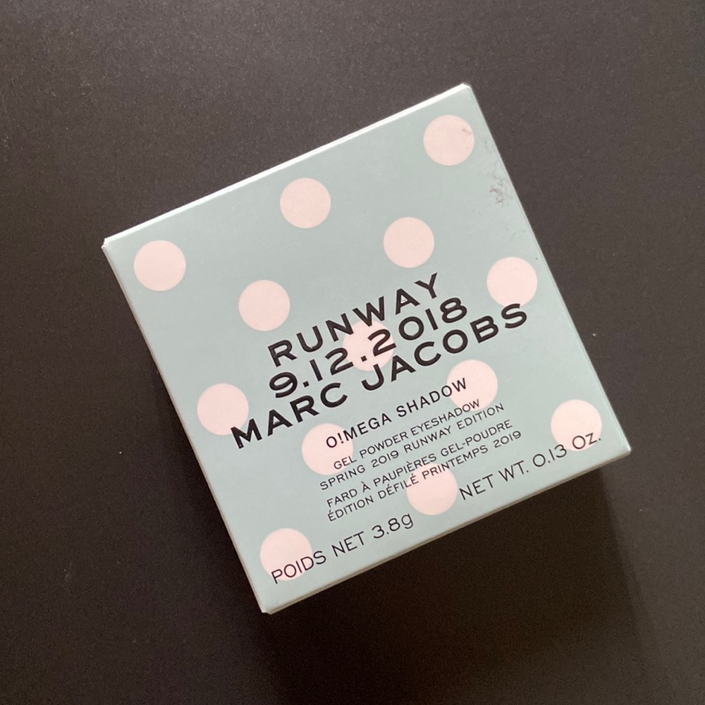 Marc Jacobs * Runway 2018 O!mega Gel Power Eyeshadow. * Smo!ke